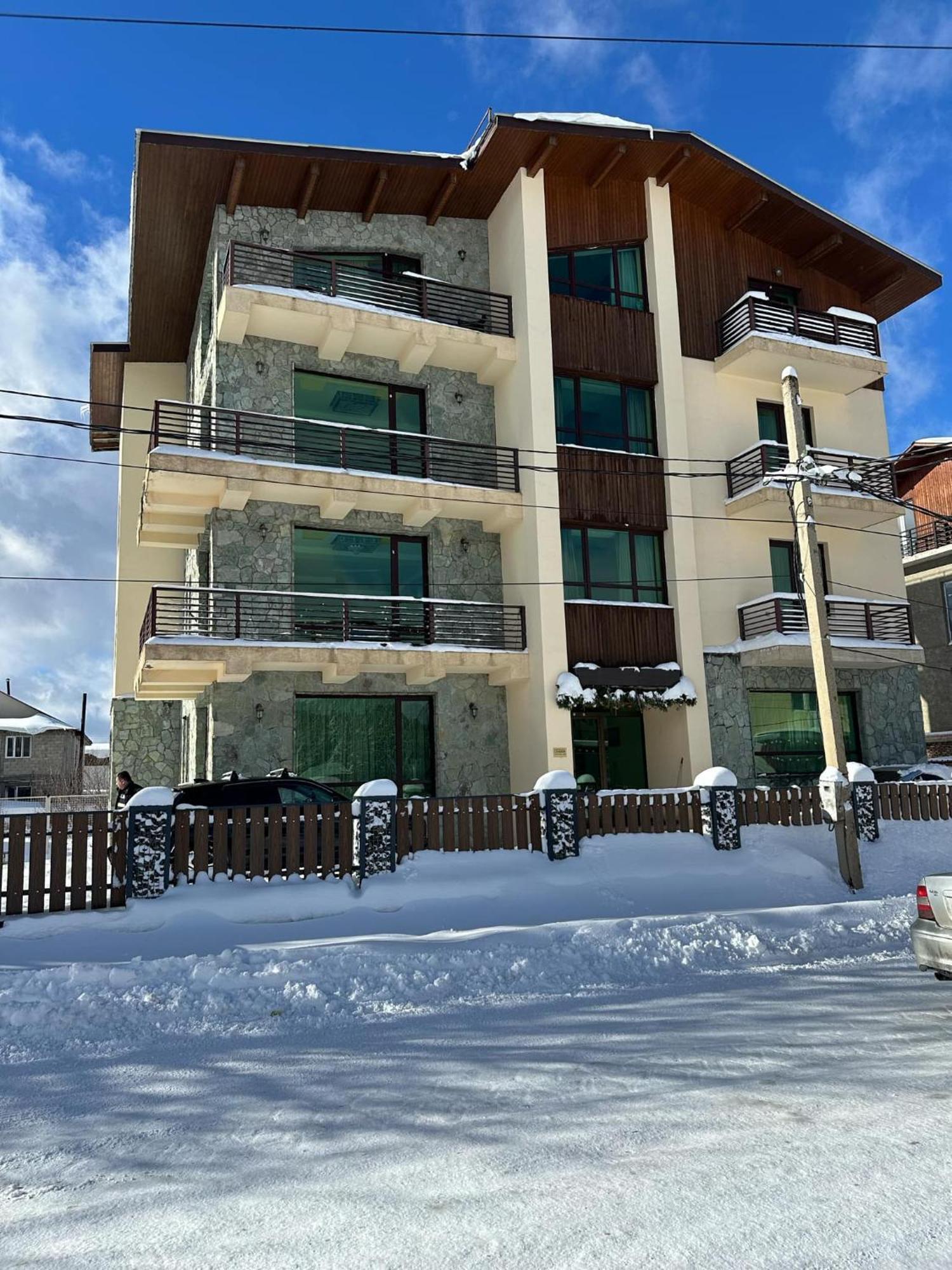 Hotel In Bakuriani Ngoại thất bức ảnh