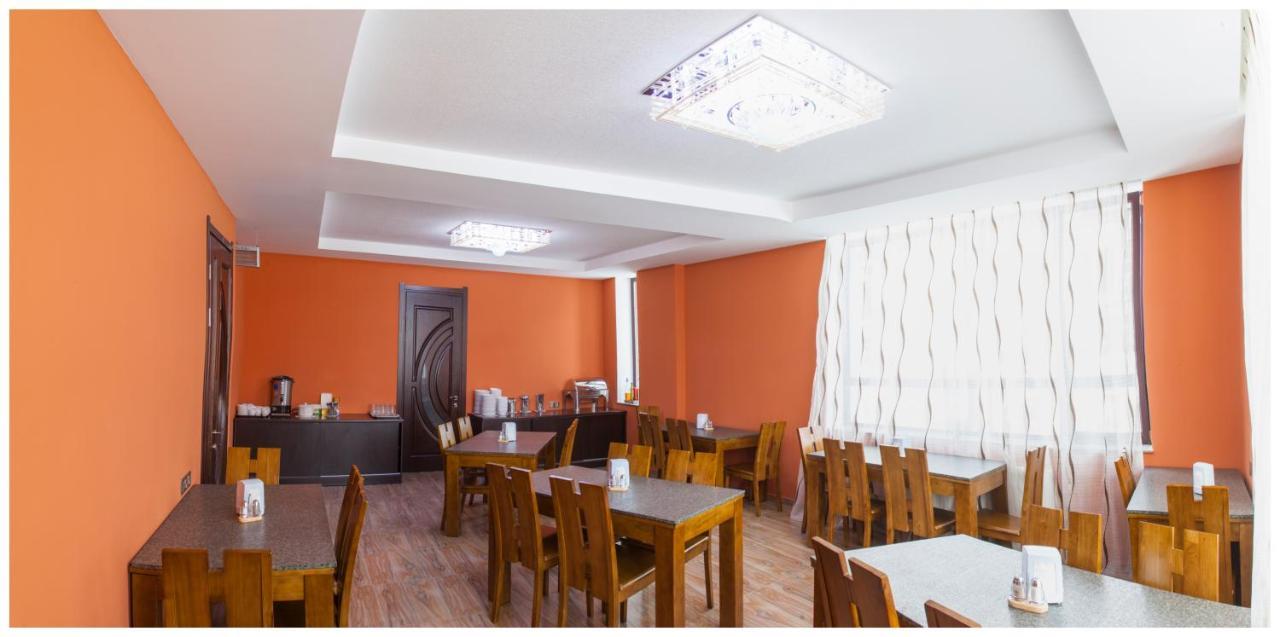 Hotel In Bakuriani Ngoại thất bức ảnh